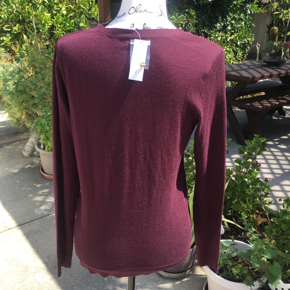 BNWT NY&Co Jeweled V-Neck Chelsea Cardigan - Picture 3 of 7